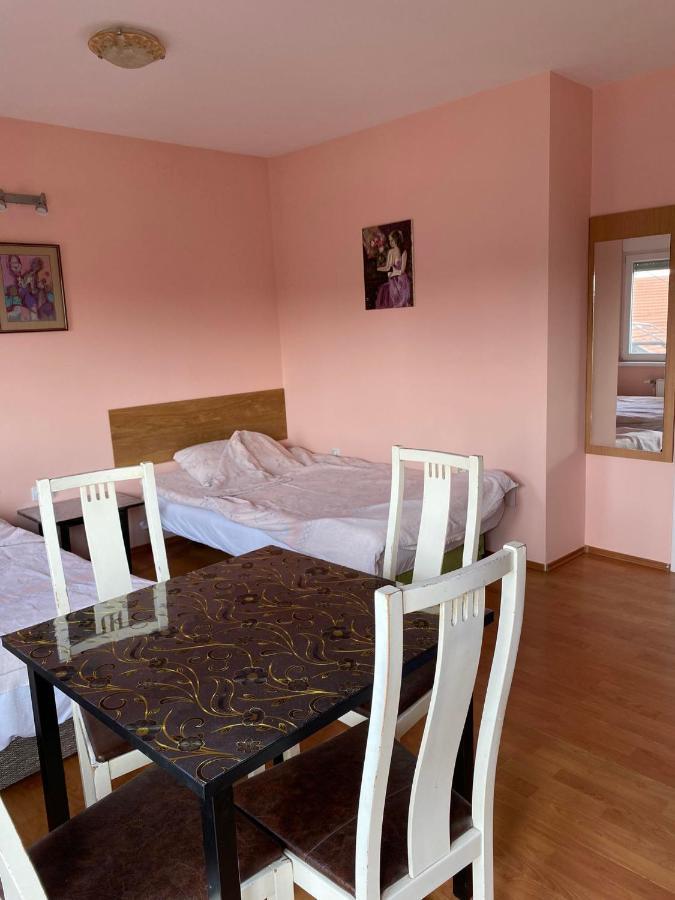 Guest House Trajkovic Ягодина Екстериор снимка